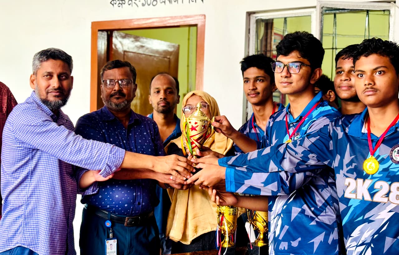 ঈশ্বরদীতে আব্দুল হামিদ স্মৃতি ক্রিকেটে চ্যাম্পিয়ন আরিজ একাদশ