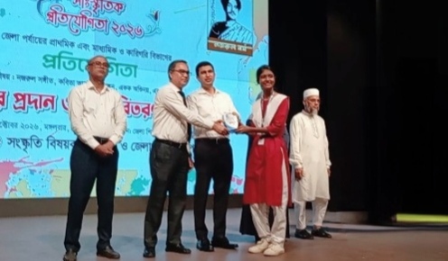 ঈশ্বরদীর সিমন্তীনী নজরুলসংগীতে জেলা পর্যায়ে তৃতীয়